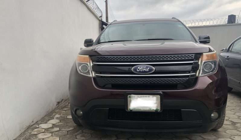 
								Ford Explorer full									