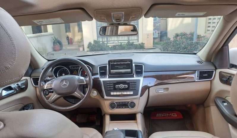 
								Mercedes-Benz ML 350 full									