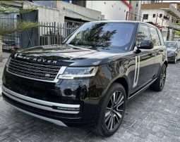 
										land-rover vogue full									