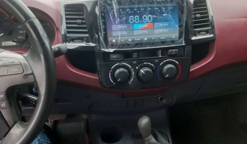 
								2015 Toyota Hilux full									