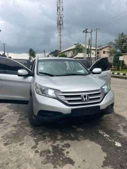 
										Honda CR-V full									