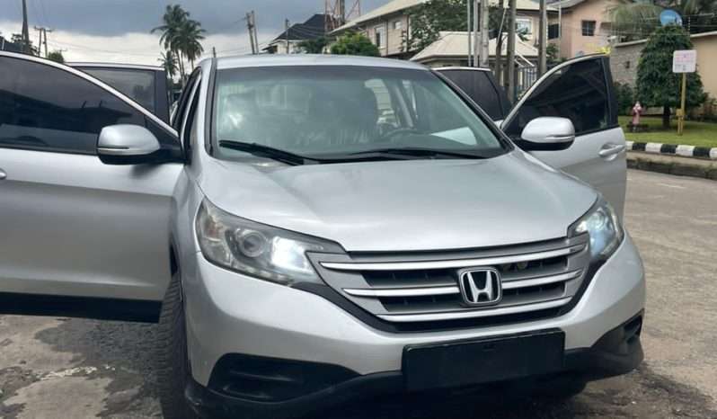 
								Honda CR-V full									