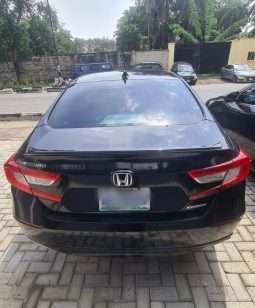 
										2019 Honda Accord full									