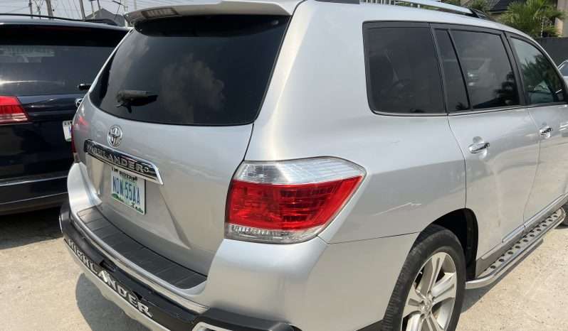 
								toyota highlander full									