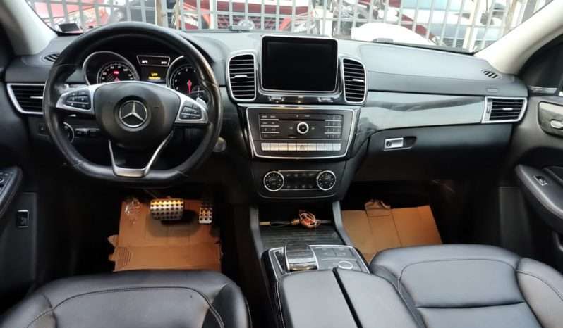 
								2016 Mercedes-Benz GLE 43 full									