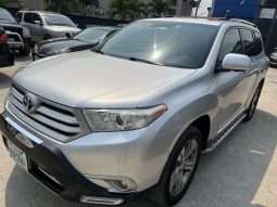 
										toyota highlander full									