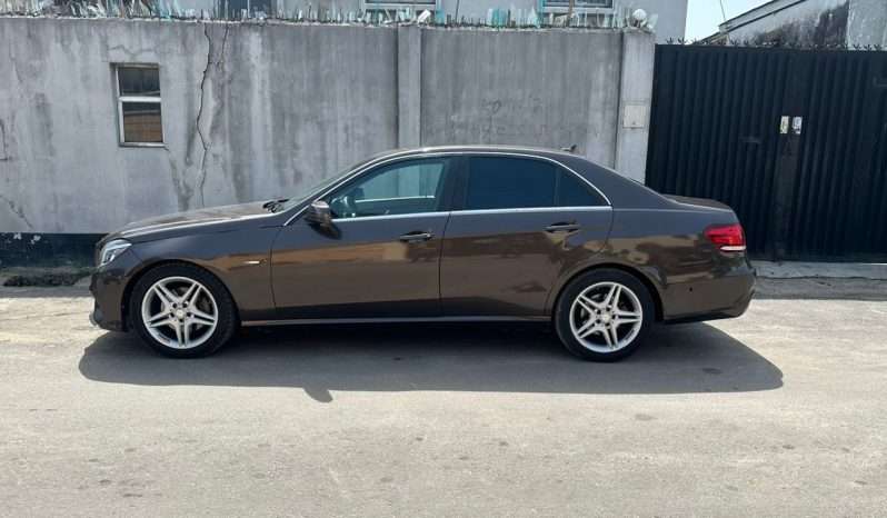 
								2012 Mercedes-Benz E 350 full									