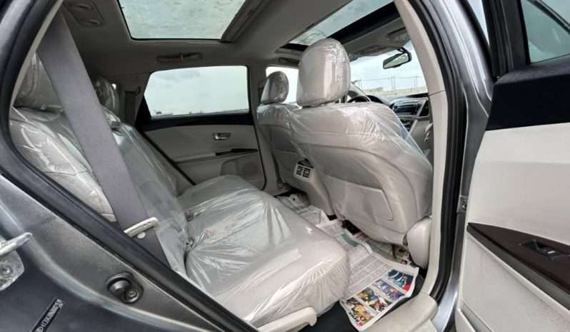 
								2012 Toyota Venza full									