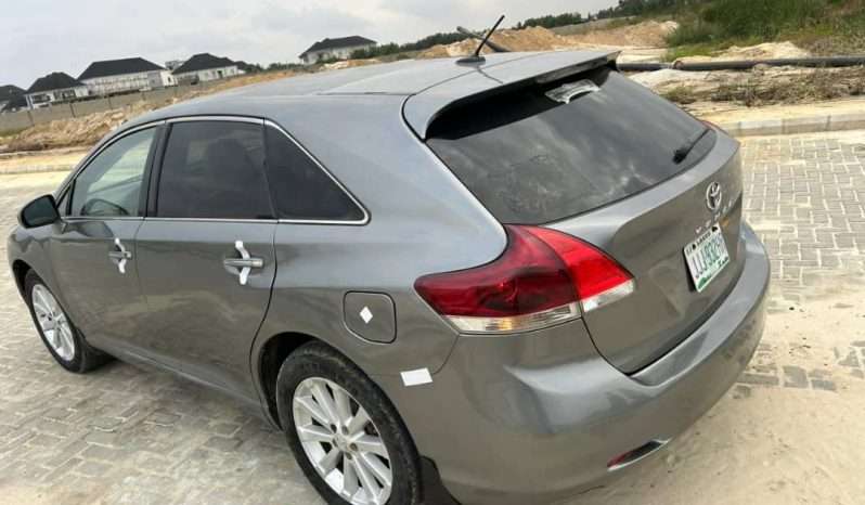 
								2012 Toyota Venza full									