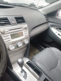 
										2010 Toyota Camry full									