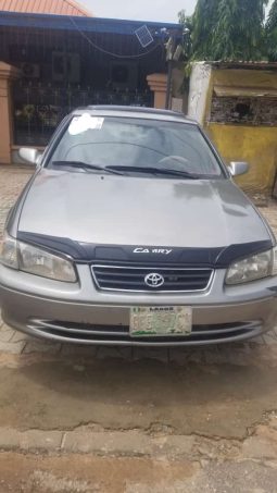 
										2002 Toyota Camry full									