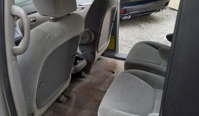 
								2010 Toyota Sienna full									