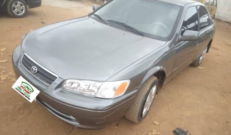 
								2002 Toyota Camry full									