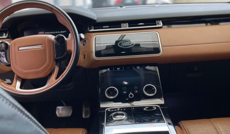 
								2019 Land Rover Range Rover Velar full									