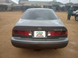 
										2002 Toyota Camry full									