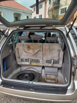 
										2010 Toyota Sienna full									