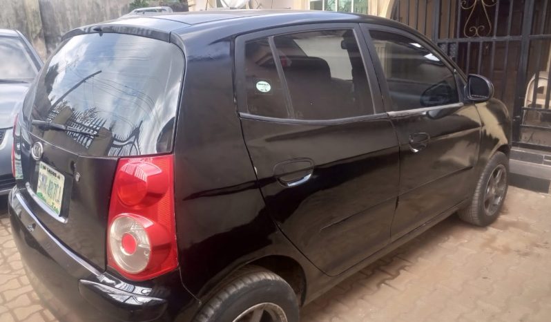 
								2010 Kia Rio full									