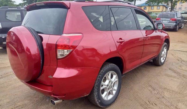 
								2007 Toyota RAV4 full									