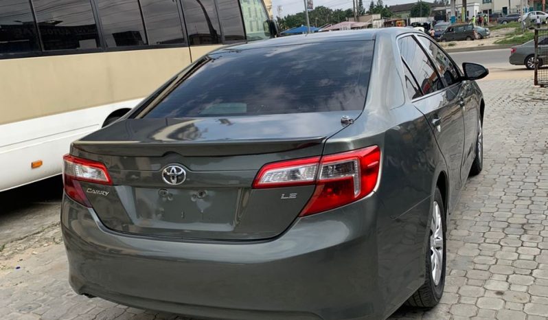 
								2012 Toyota Camry full									