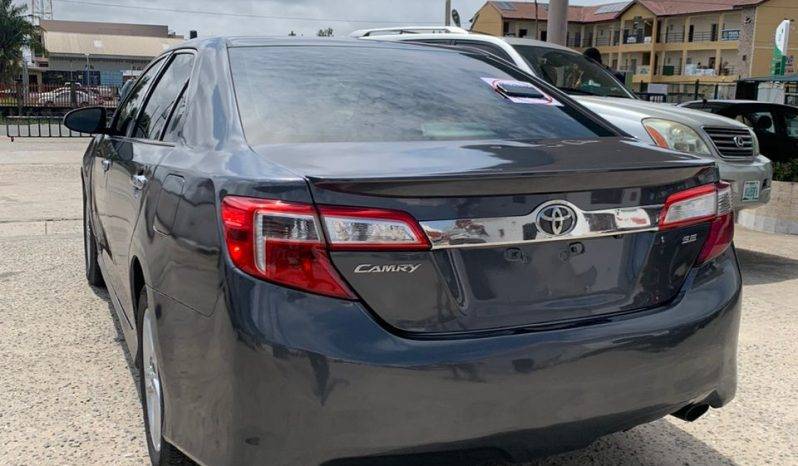 
								2013 Toyota Camry full									