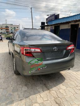 
										2012 Toyota Camry full									