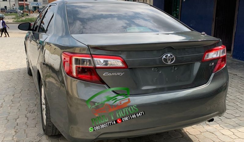 
								2012 Toyota Camry full									