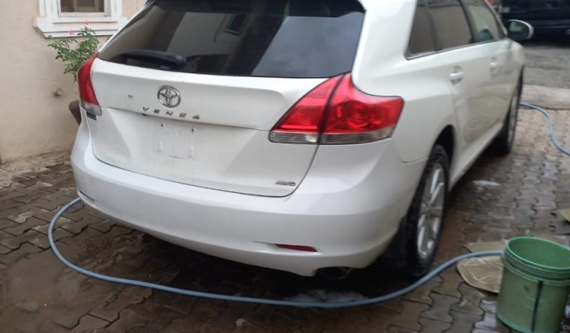 
								2012 Toyota Venza full									