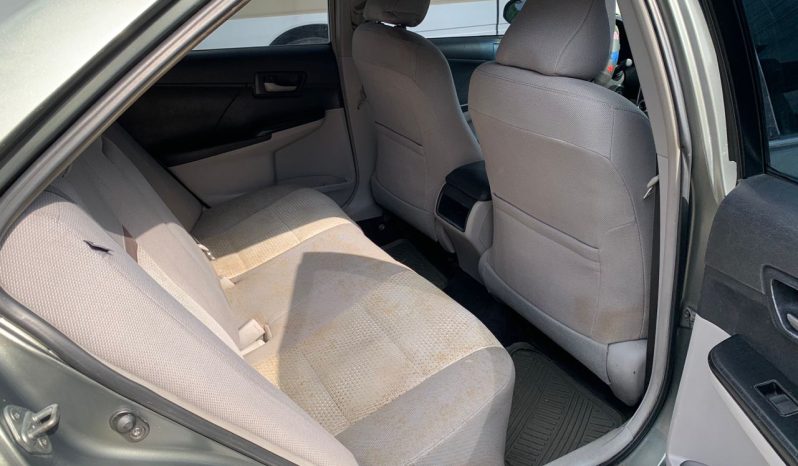 
								2012 Toyota Camry full									