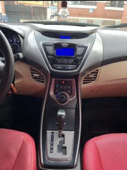 
										2013 Hyundai Elantra full									