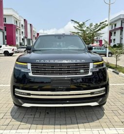 2024 Land Rover Vogue