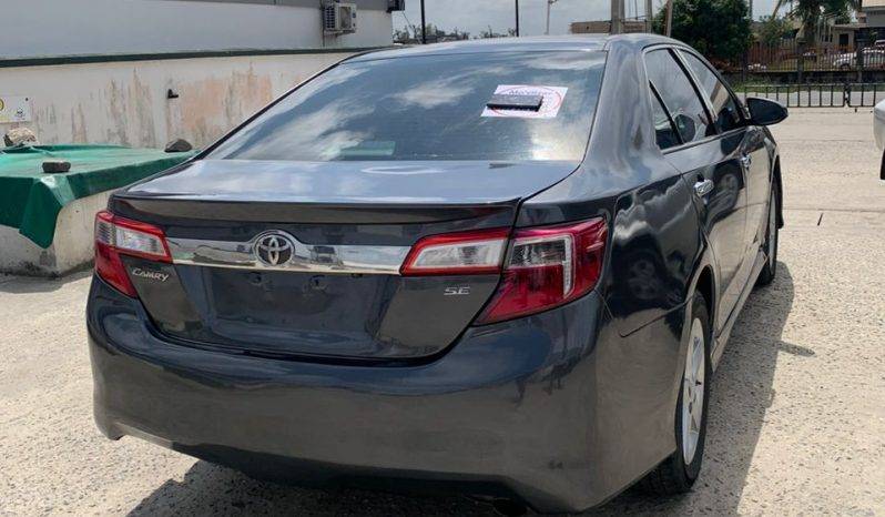 
								2013 Toyota Camry full									