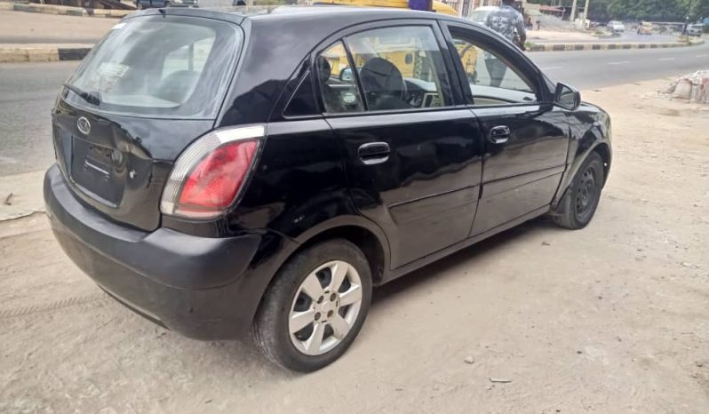 
								2007 Kia Rio full									