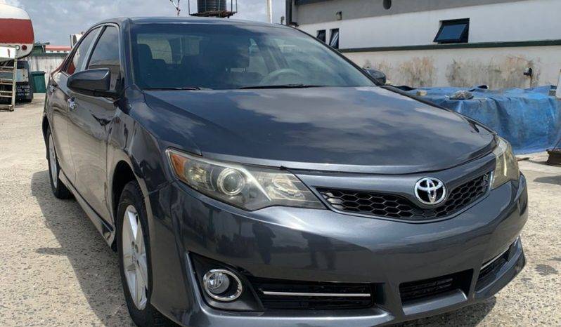 
								2013 Toyota Camry full									