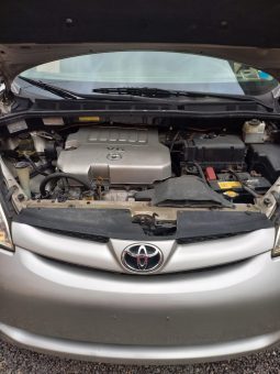 
										2010 Toyota Sienna full									