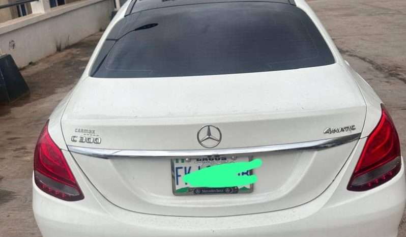 
								2015 Mercedes-Benz C300 full									