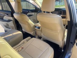 
										2016 Toyota Highlander full									