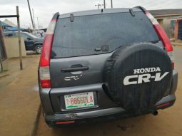 
										2005 Honda CR-V full									