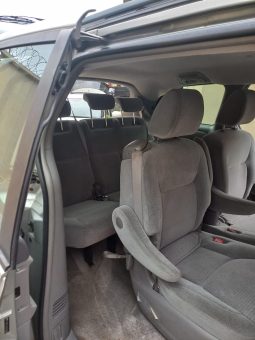 
										2010 Toyota Sienna full									