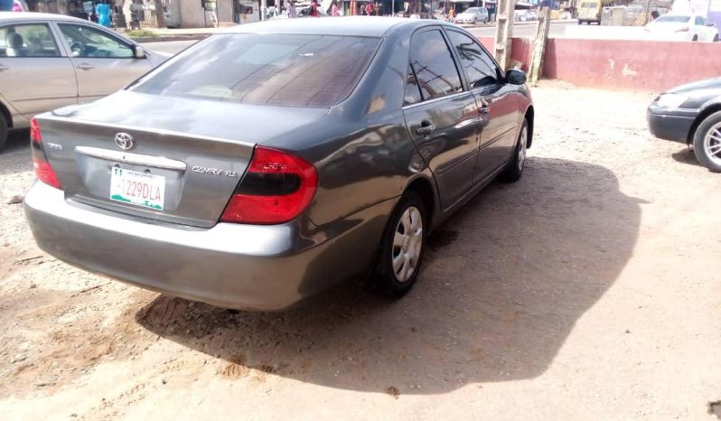 
								2004 Toyota Camry full									