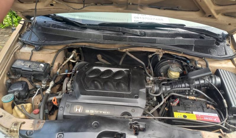 
								2002 Honda Odyssey full									