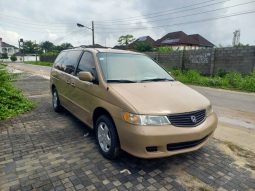 
										2002 Honda Odyssey full									