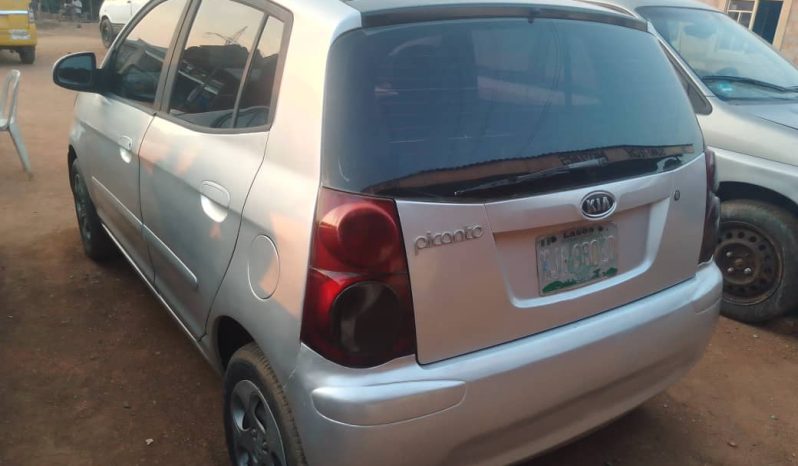 
								2010 Kia Rio full									