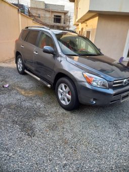 
										2007 Toyota RAV4 full									