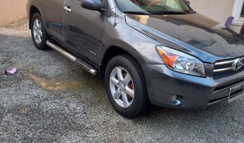 
								2007 Toyota RAV4 full									