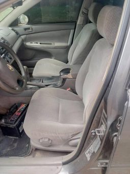 
										2004 Toyota Camry full									