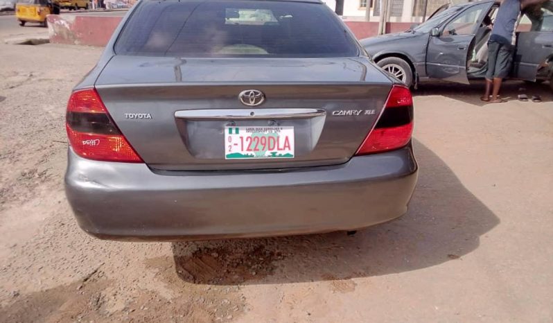 
								2004 Toyota Camry full									