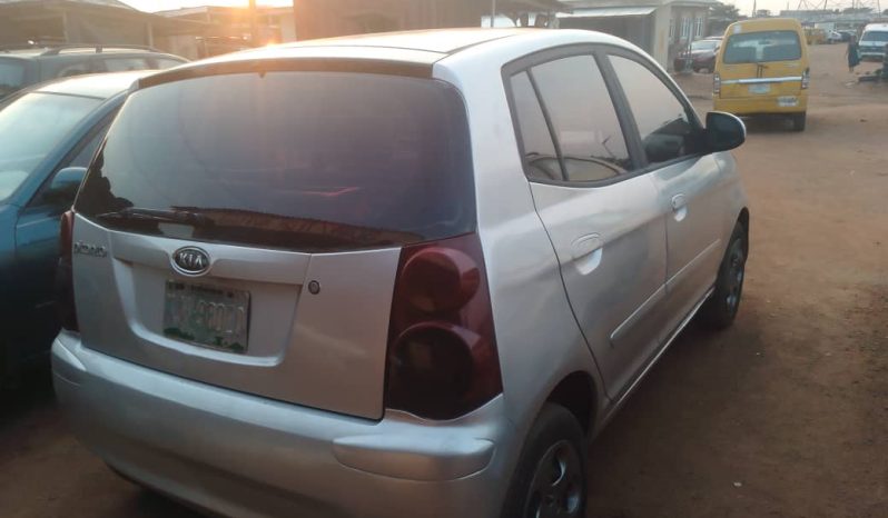 
								2010 Kia Rio full									