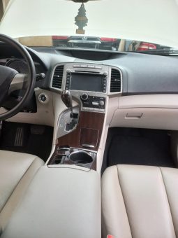 
										2010 Toyota Venza full									