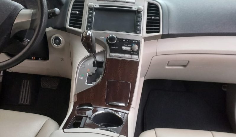 
								2010 Toyota Venza full									