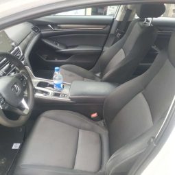 
										2019 Honda Accord full									